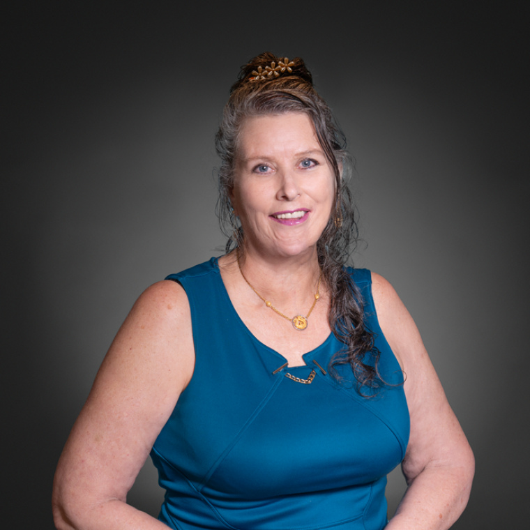 a portrait of Elizabeth Castillo